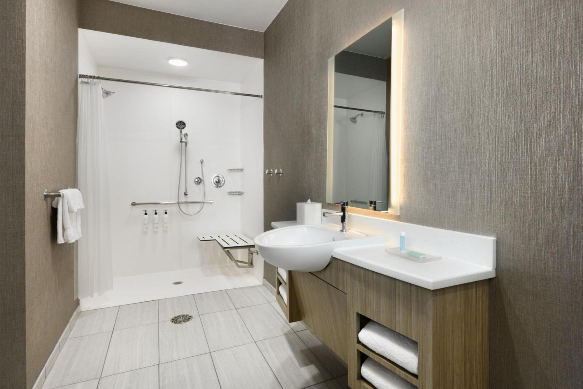Hotel Springhill By Marriott